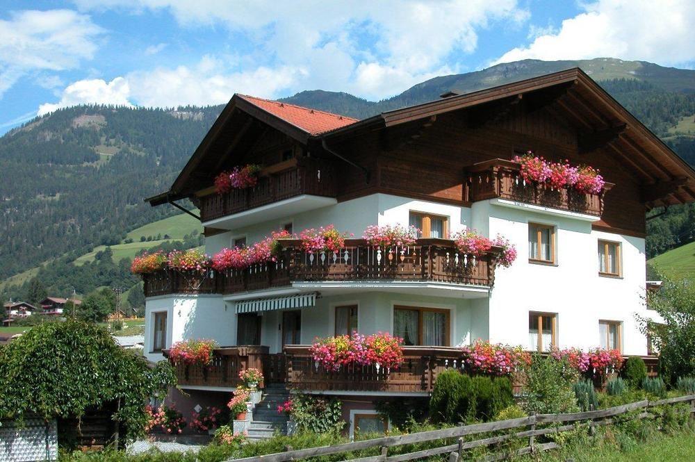 Gaestehaus Gratz - Inklusive Eintritt In Die Alpentherme Dorfgastein Exterior photo